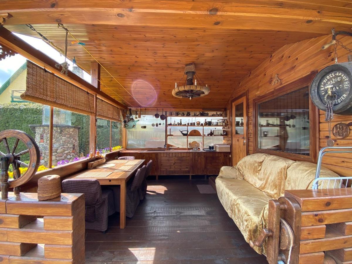Guest House Melon ยูร์มาลา ภายนอก รูปภาพ